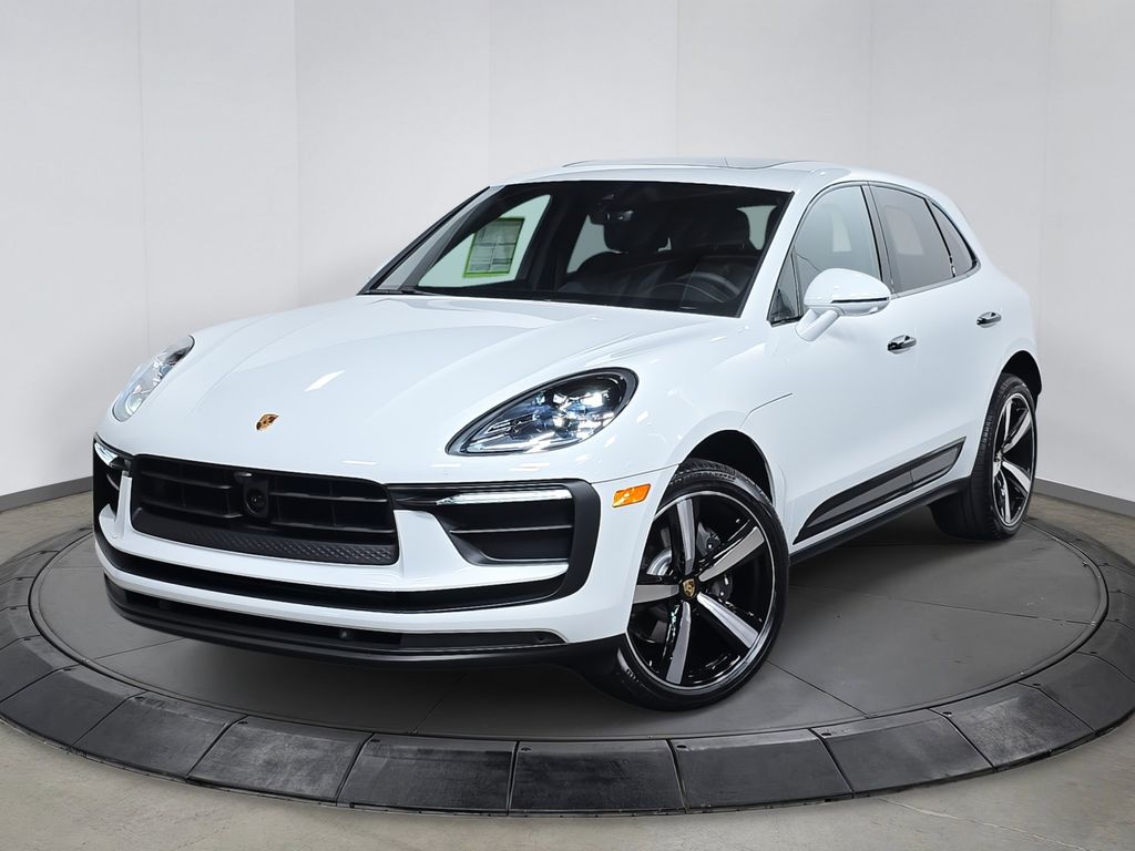 2025 Porsche Macan 