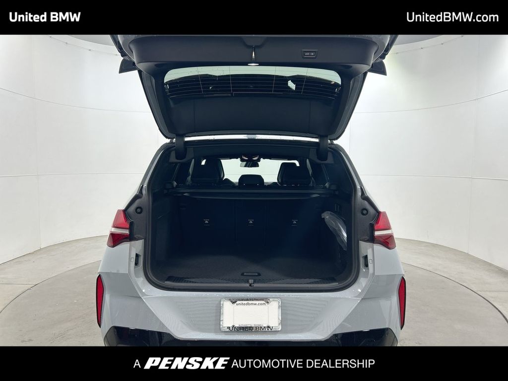 Thumbnail: 2026 BMW X3 - 22