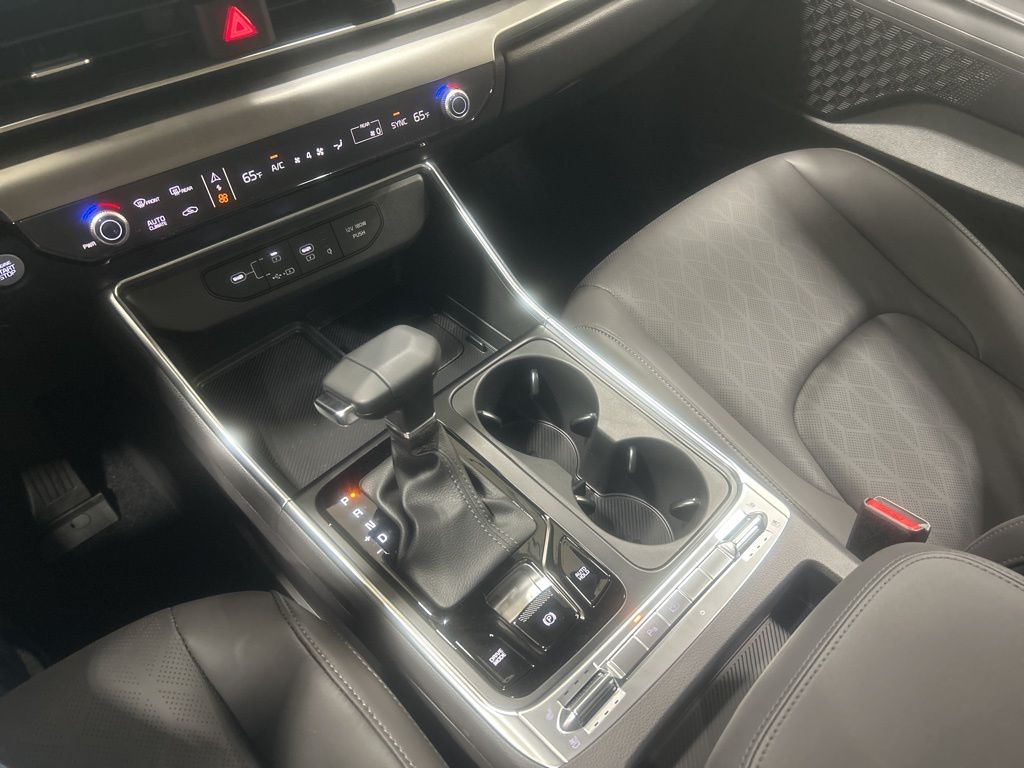 new 2026 Kia Carnival car, priced at $47,685