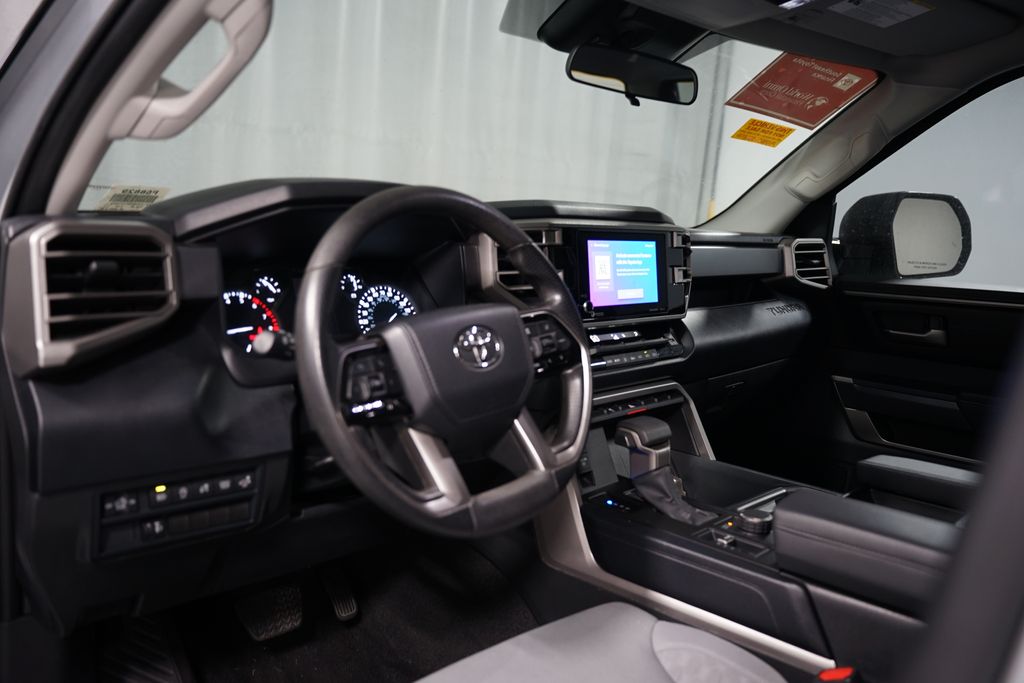Thumbnail: 2022 Toyota Tundra - 7