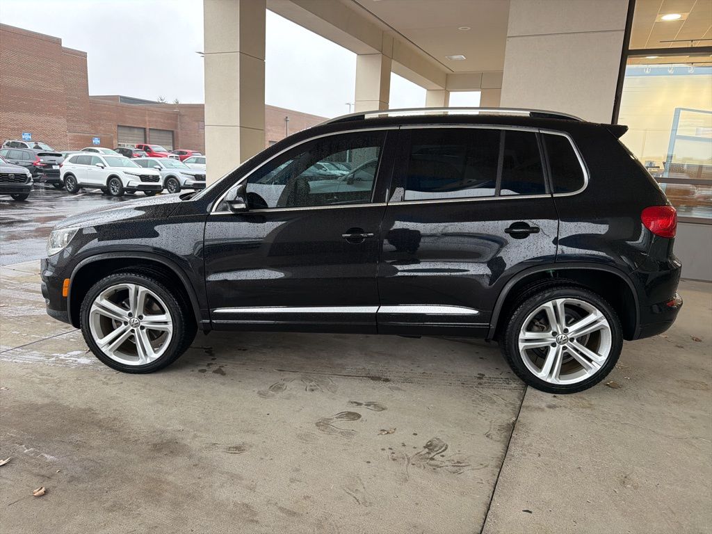 Thumbnail: 2016 Volkswagen Tiguan - 2