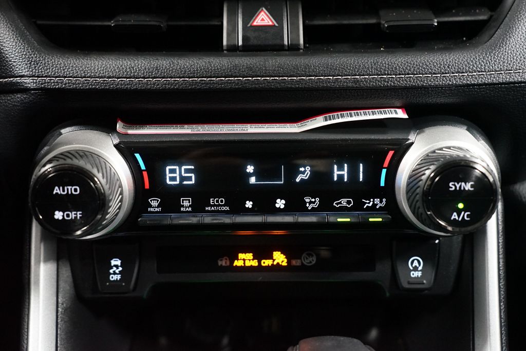 Thumbnail: 2024 Toyota RAV4 - 20