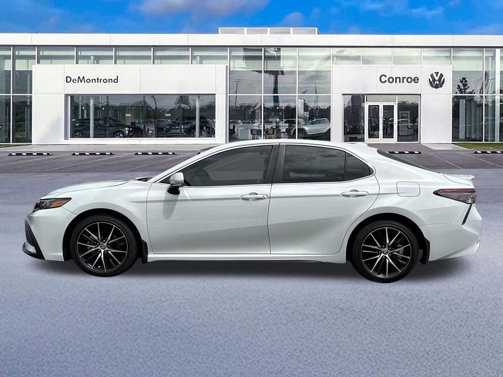 2024 Toyota Camry SE White at DeMontrond Gulf Freeway