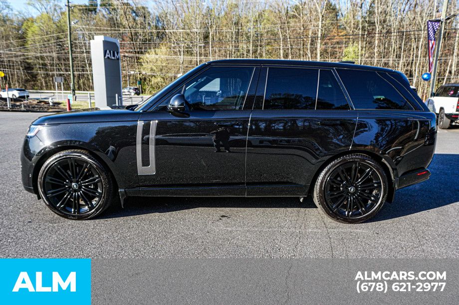 Used 2025 Black Land Rover SE image 6