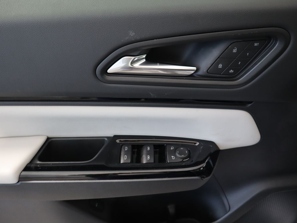 Thumbnail: 2026 Honda Prologue - 24