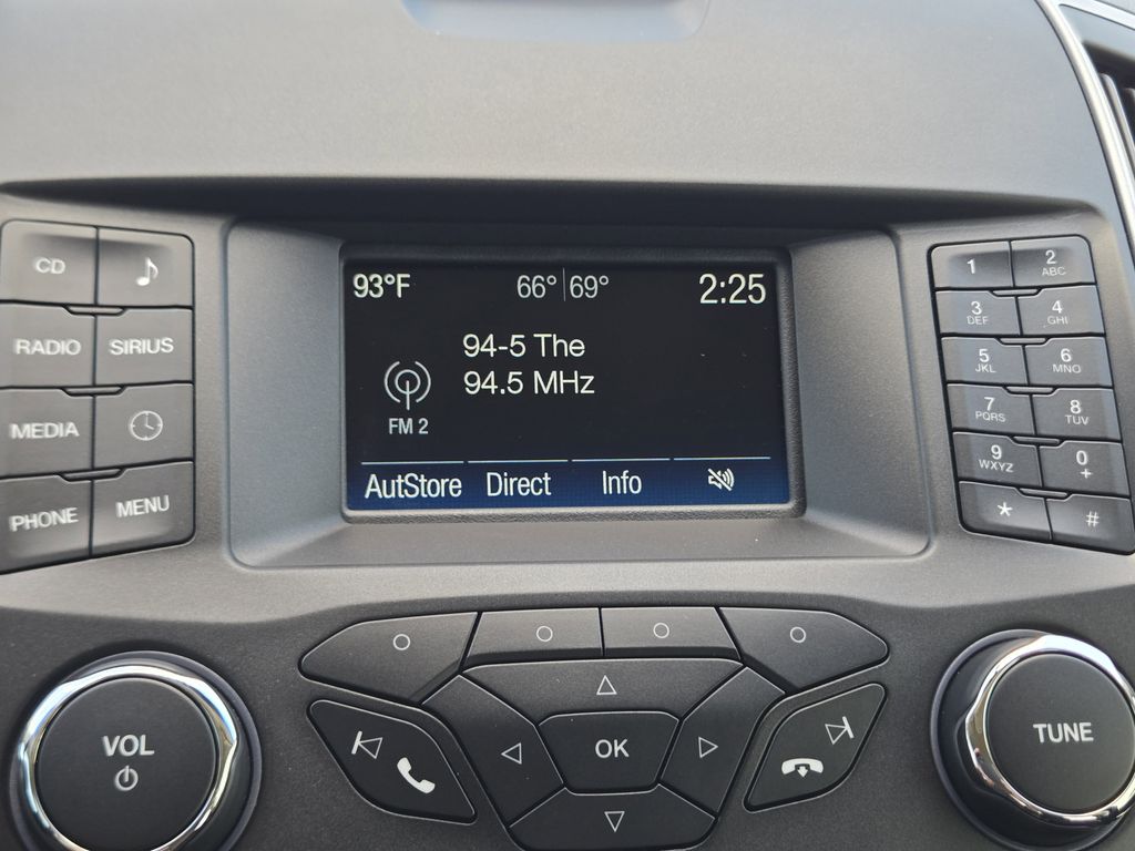 2018 Ford Edge SEL Blue at Bravo Nissan