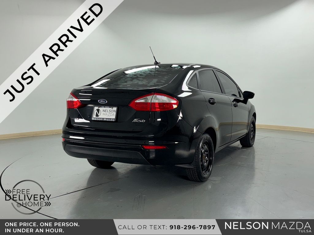 Used 2016 Black Ford S image 6