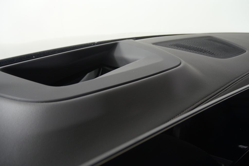 Thumbnail: 2026 BMW X5 - 18