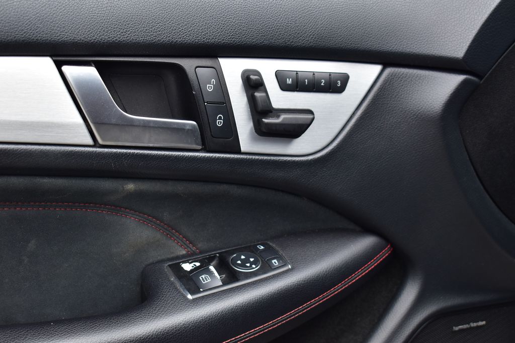 2014 Mercedes-Benz C-Class C 250 12