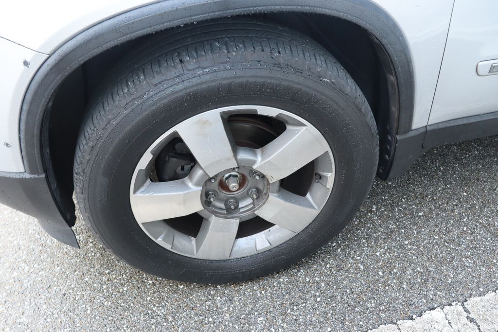 2010 GMC Acadia SLE 4