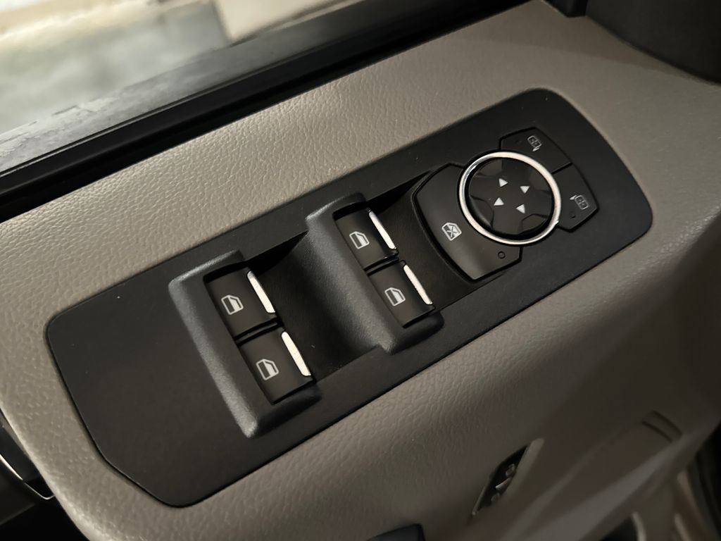 Used 2016 Brown Ford XLT image 17