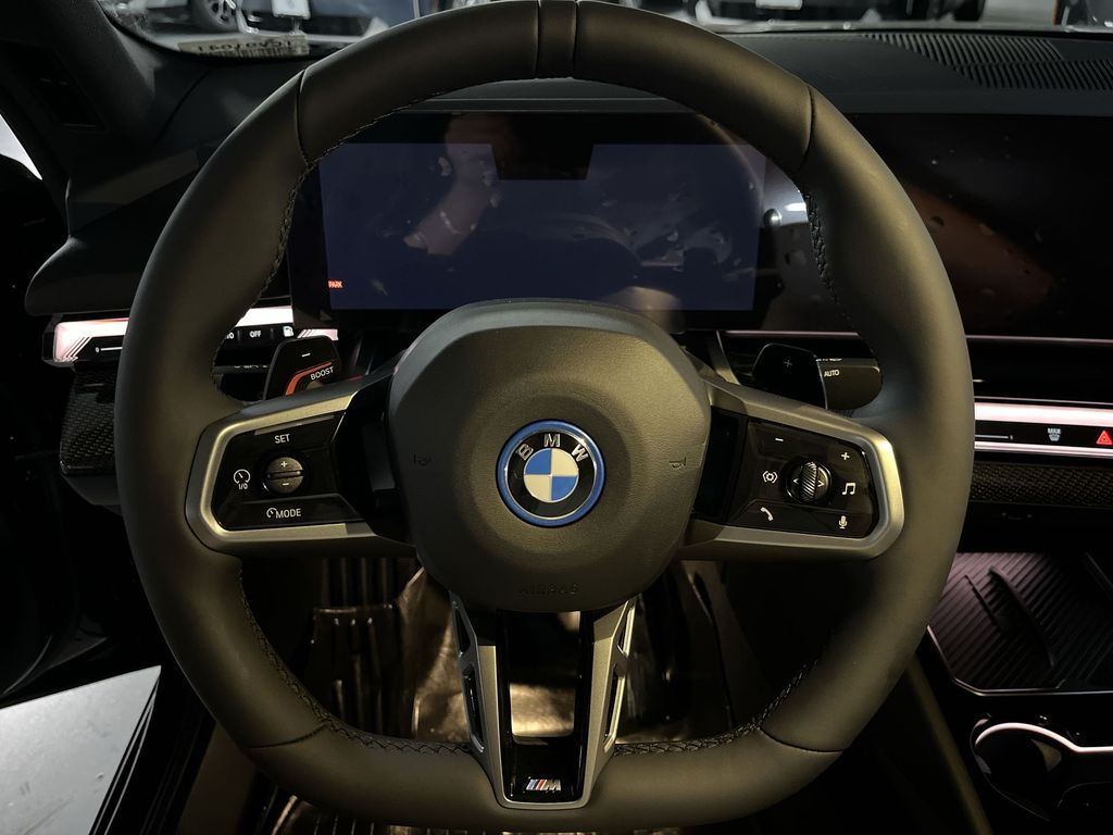 Thumbnail: 2026 BMW 5 Series - 14