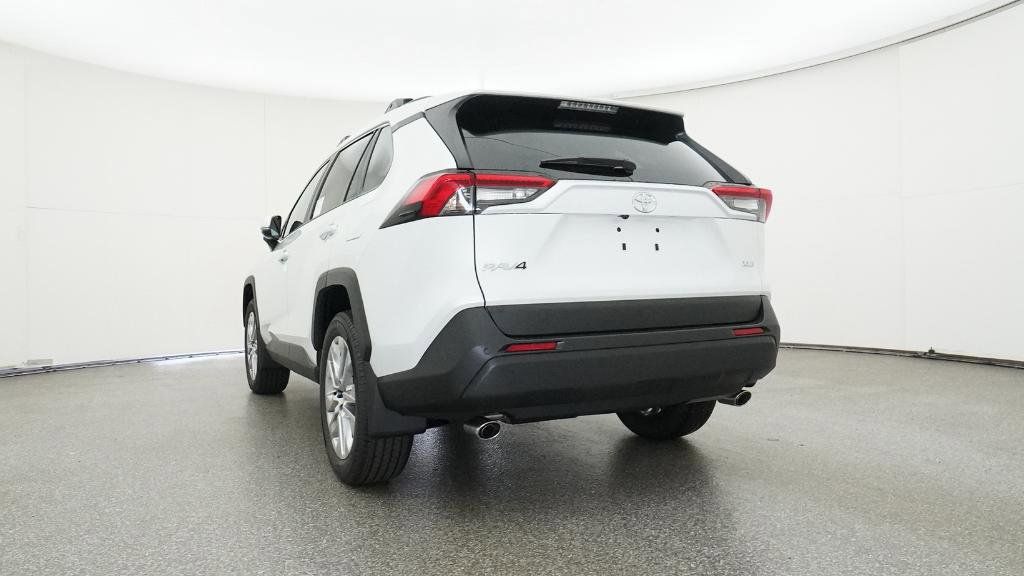 Thumbnail: 2025 Toyota RAV4 - 7
