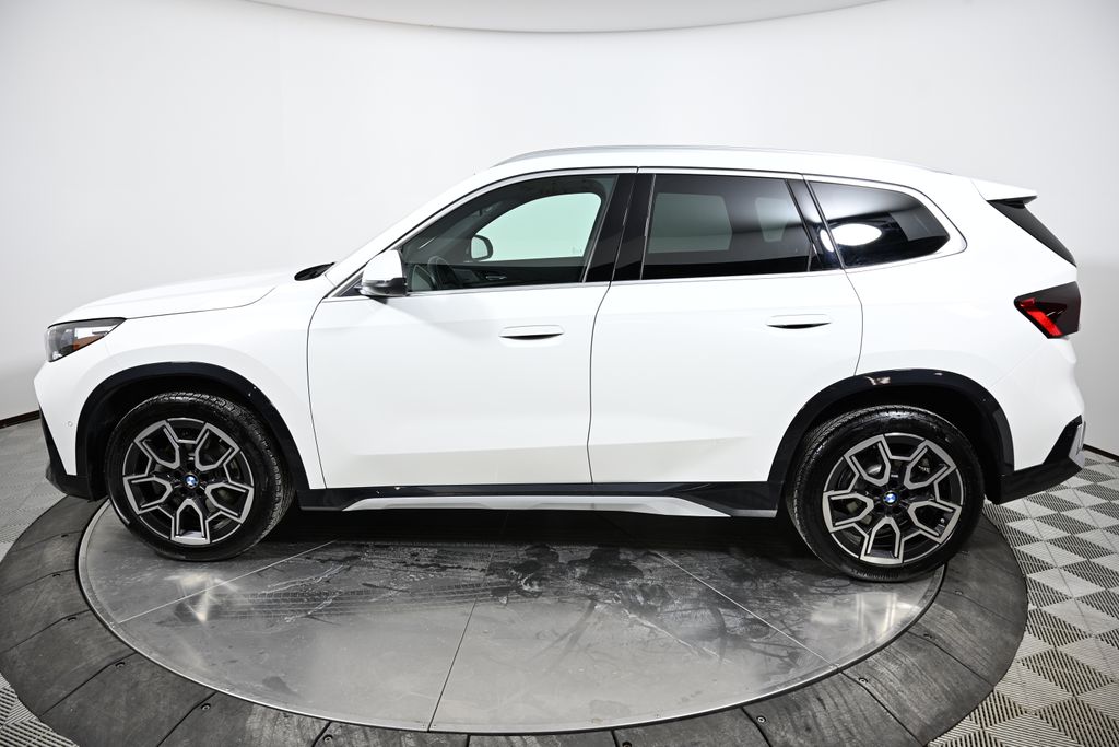 Thumbnail: 2025 BMW X1 - 2