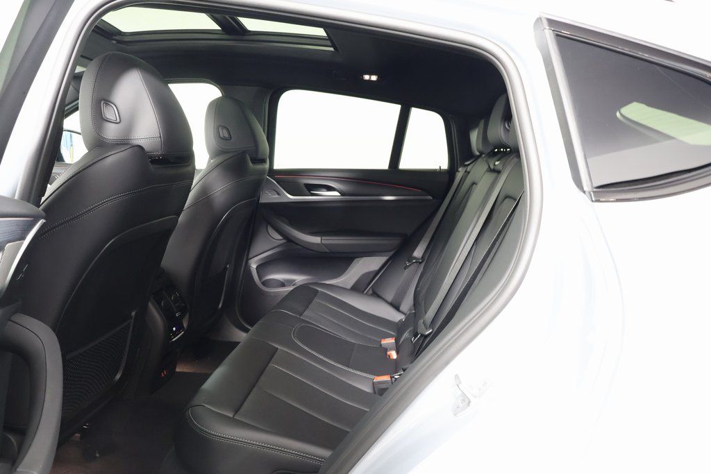 2025 BMW X4 xDrive30i 6