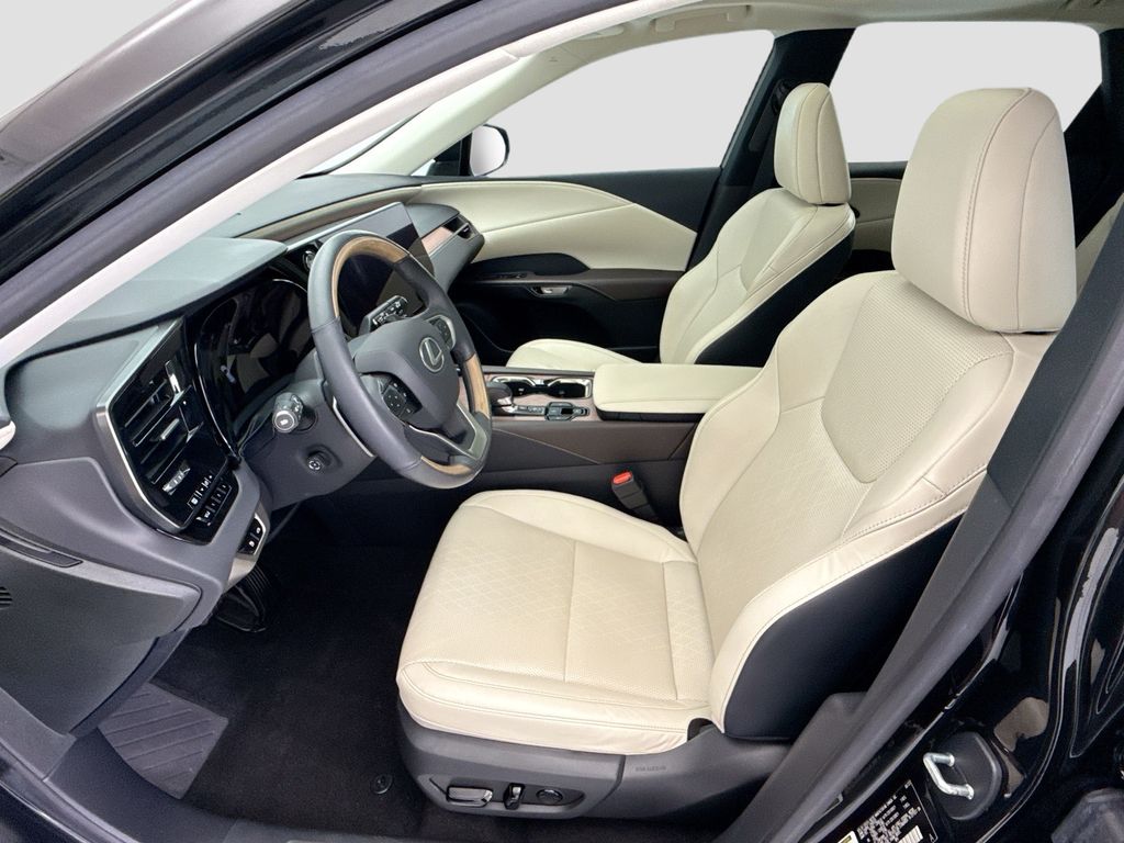 Thumbnail: 2023 Lexus RX - 18