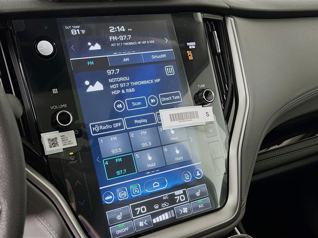 2025 Subaru Outback Limited - Photo 13