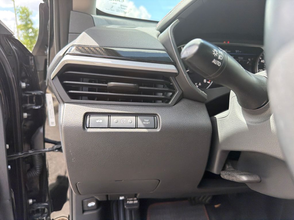 Used 2023 Nissan Altima 2.5 SR 4D Sedan