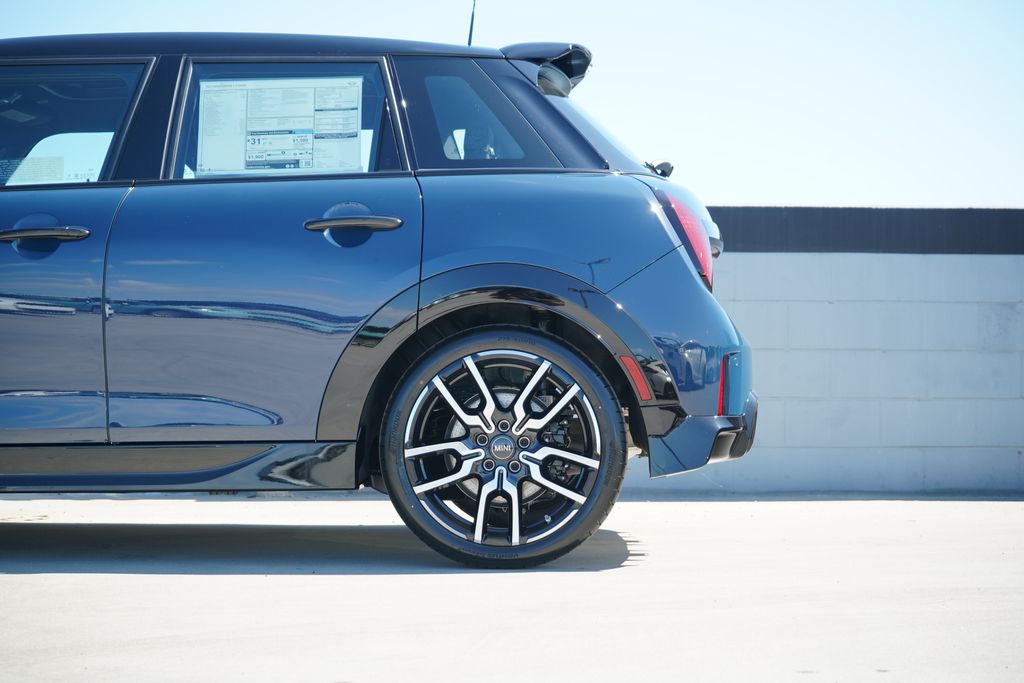 Thumbnail: 2027 MINI Cooper - 4