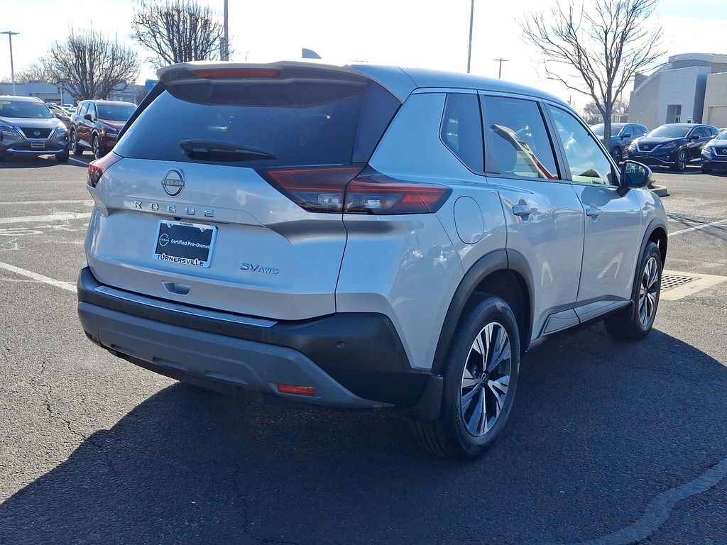 2022 Nissan Rogue SV 6