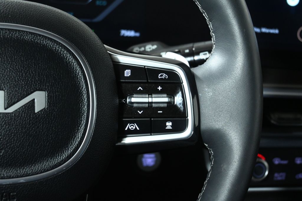 Thumbnail: 2025 Kia Sorento - 17