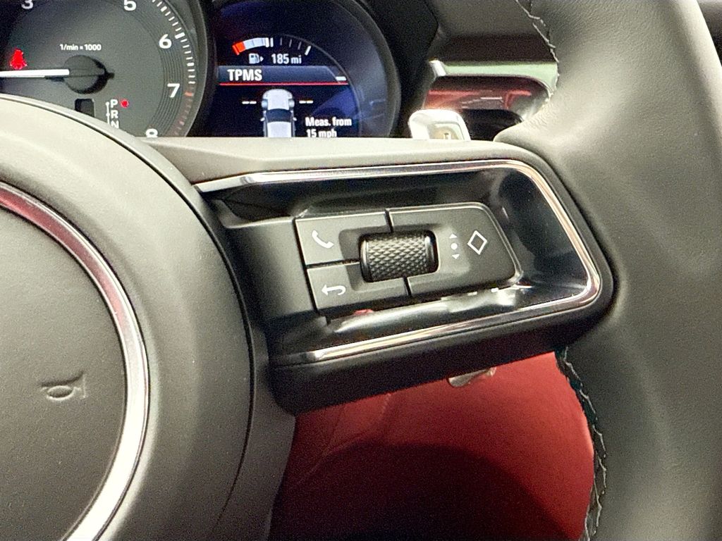 Thumbnail: 2026 Porsche Macan - 15