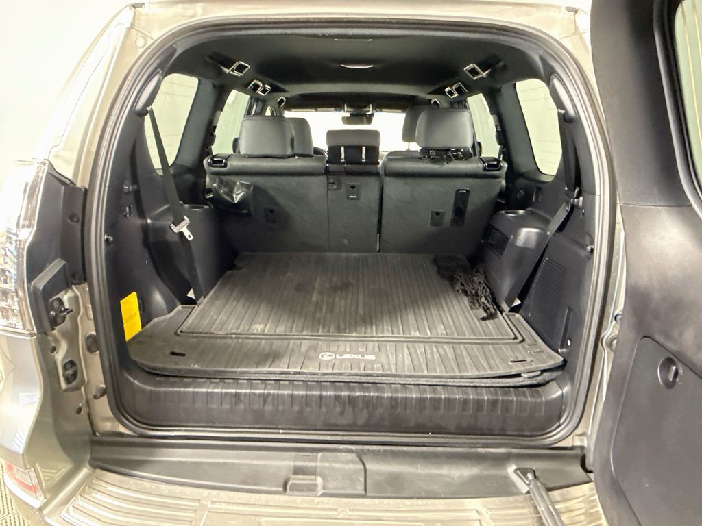 Thumbnail: 2023 Lexus GX - 28