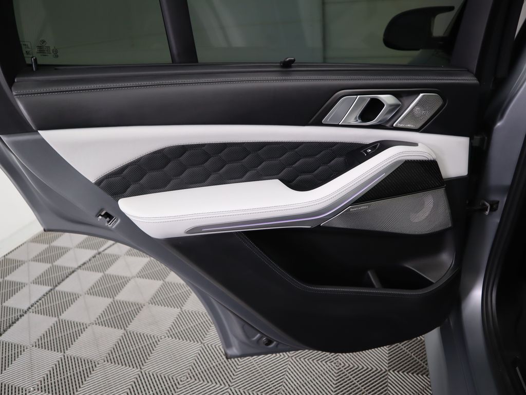 Thumbnail: 2024 BMW X5 - 27