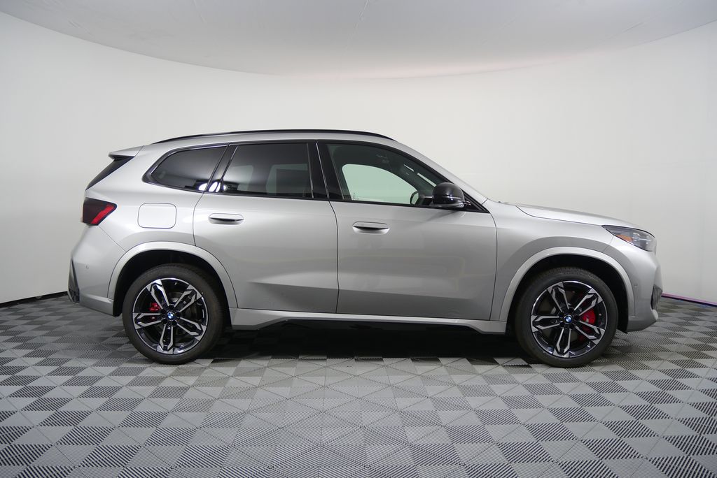 Thumbnail: 2026 BMW X1 - 2