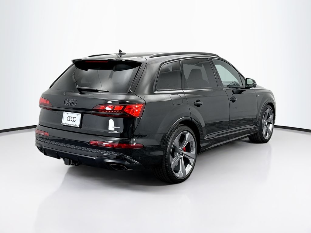 Thumbnail: 2026 Audi Q7 - 5