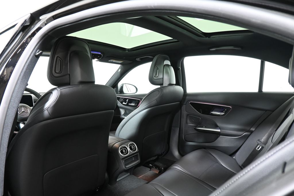 Thumbnail: 2025 Mercedes-Benz C-Class - 31