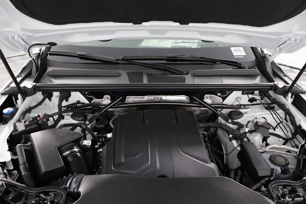 Thumbnail: 2026 Audi Q5 - 9
