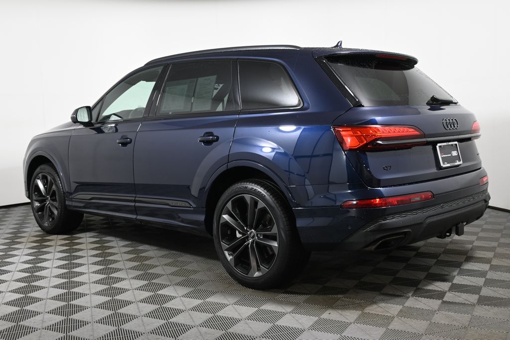 Thumbnail: 2025 Audi Q7 - 5