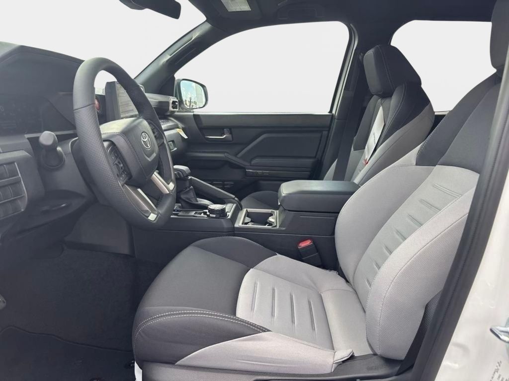 2025 Toyota Tacoma TRD Sport - Photo 12