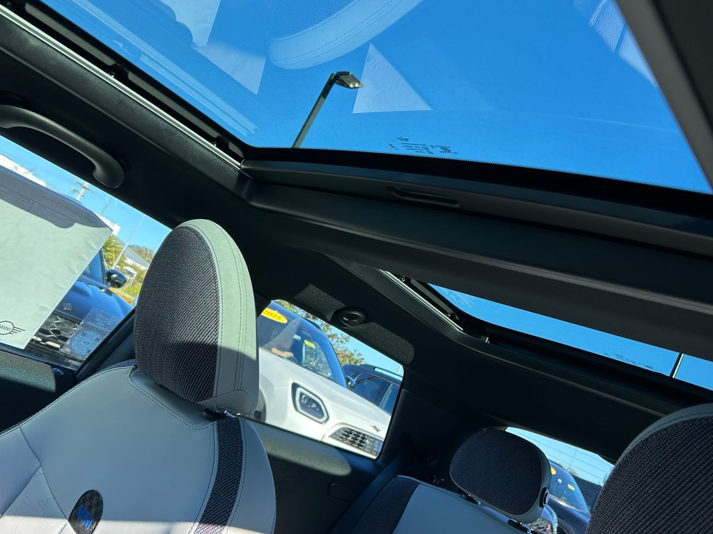 Thumbnail: 2026 MINI Cooper - 15