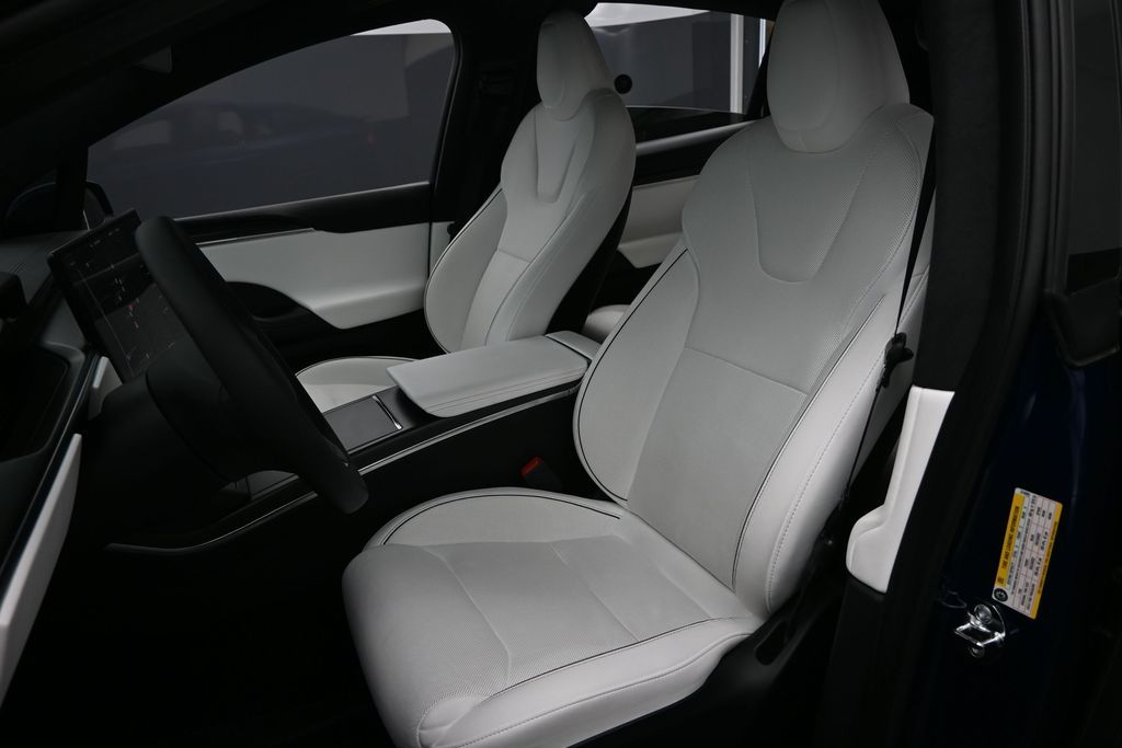 2023 Tesla Model X Plaid Tri Motor All-Wheel Drive