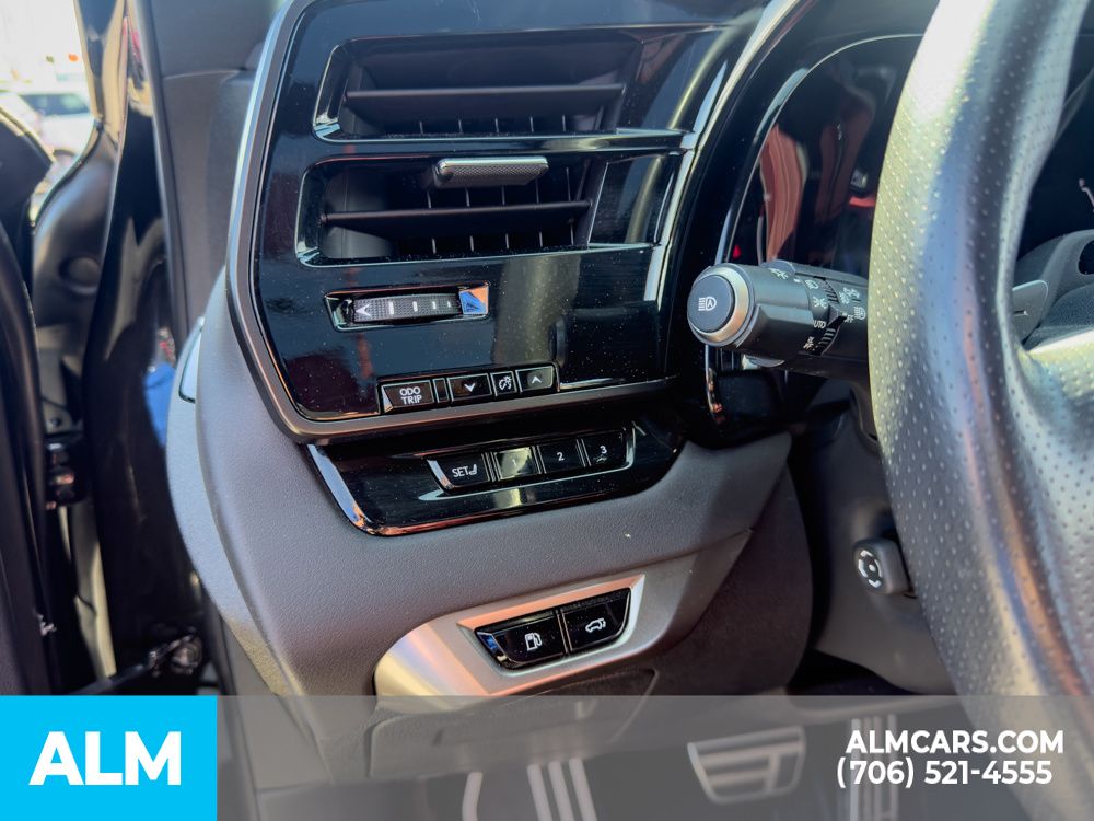 Used 2023 Black Lexus 500h F SPORT Performance image 9