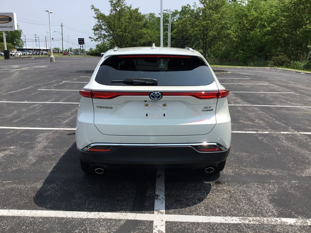 2021 Toyota Venza LE 4