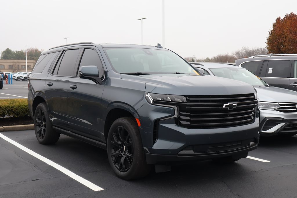 Thumbnail: 2021 Chevrolet Tahoe - 3