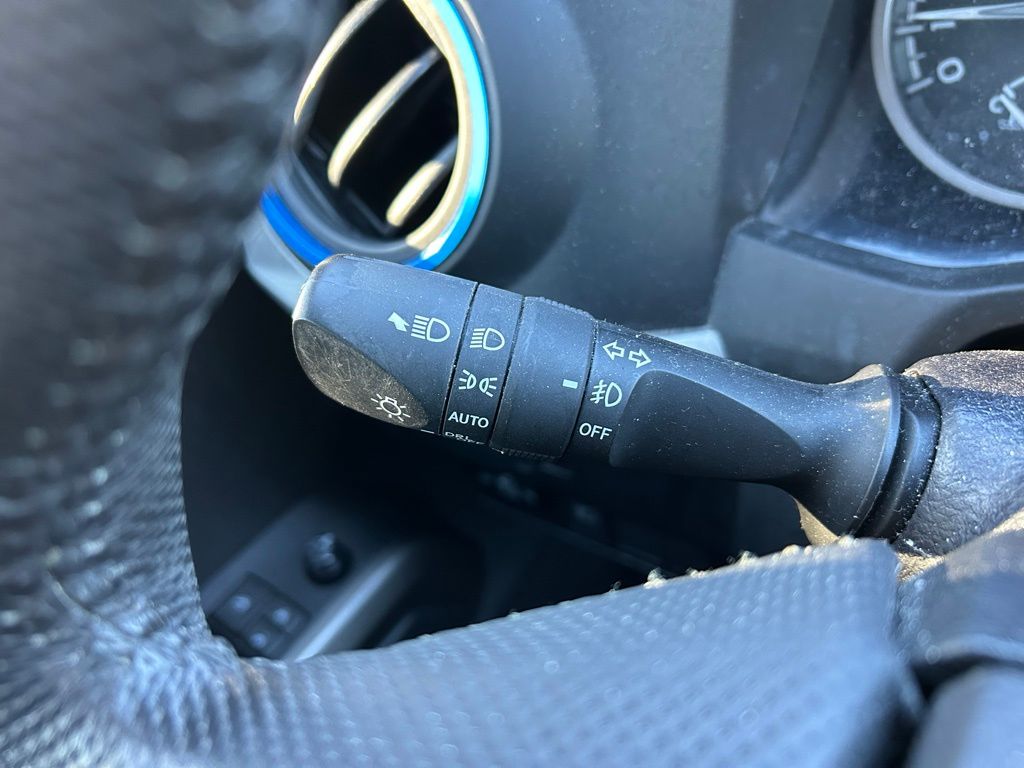 Thumbnail: 2022 Toyota Tacoma - 21