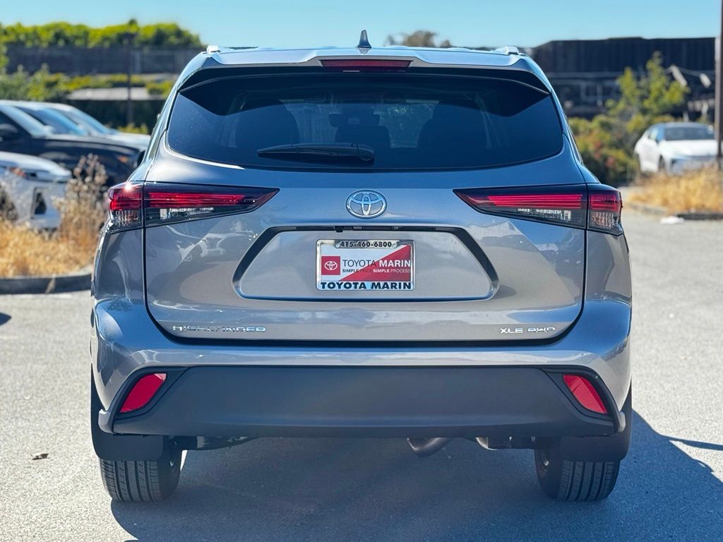 New 2026 Toyota Highlander SUV