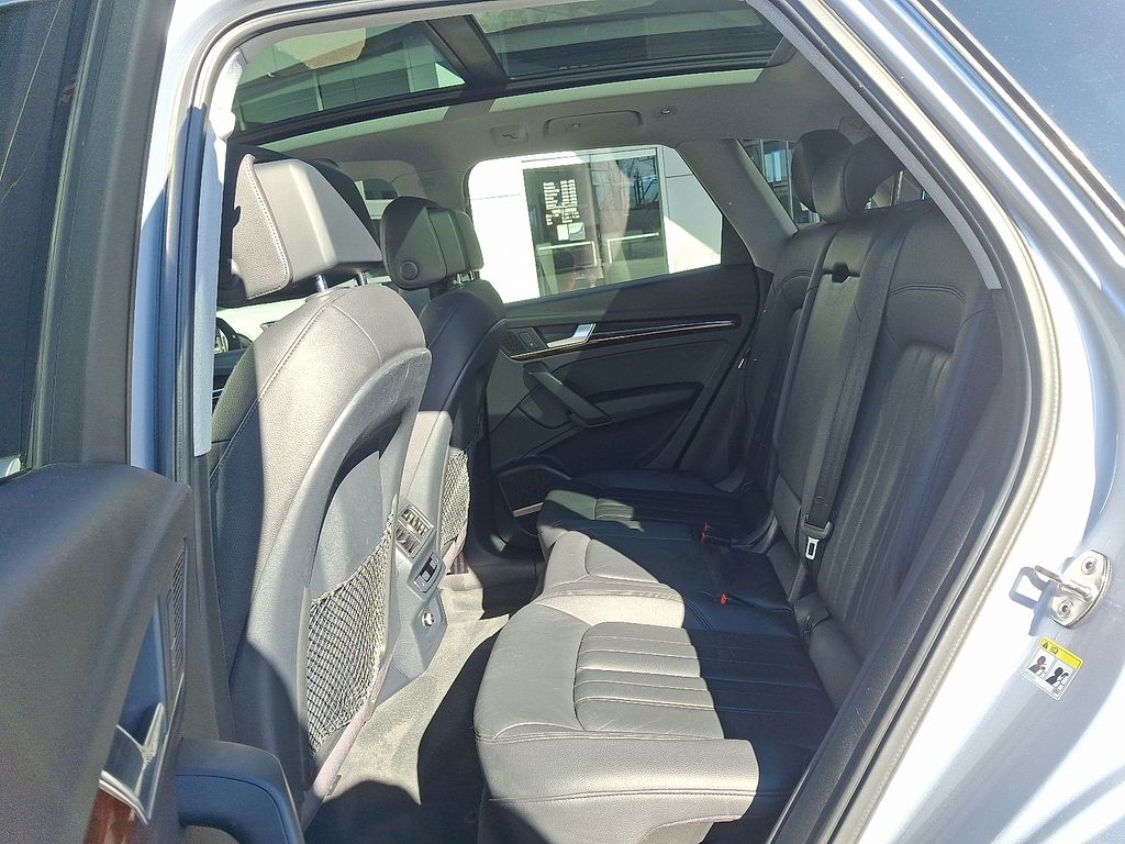 Thumbnail: 2018 Audi Q5 - 10