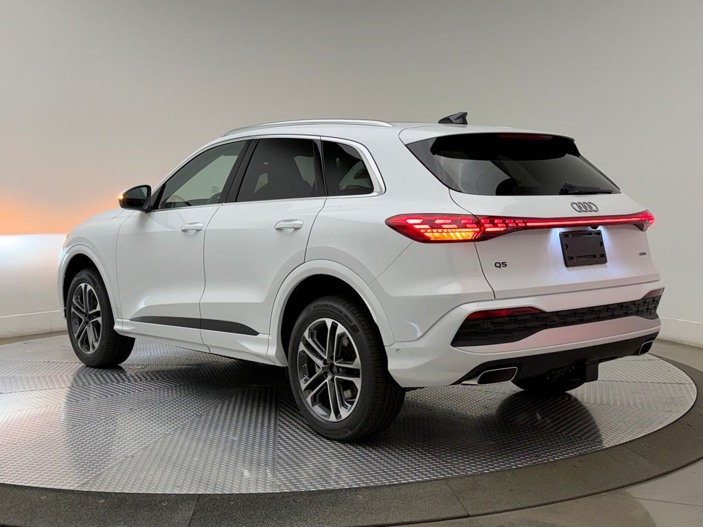 Thumbnail: 2026 Audi Q5 - 6