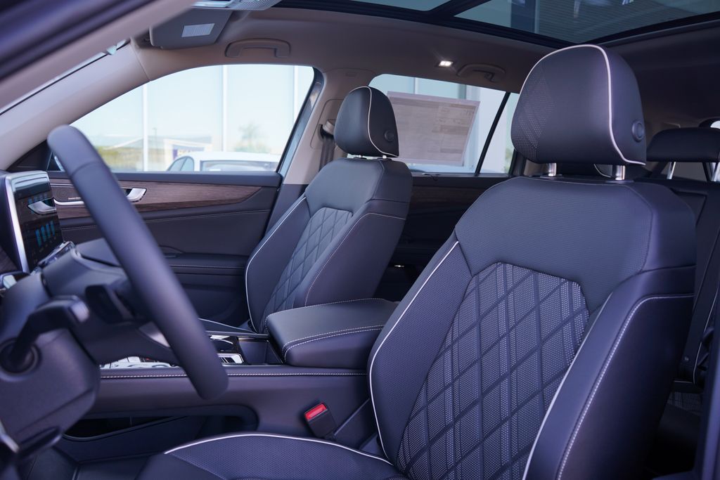 Thumbnail: 2025 Volkswagen Atlas - 7