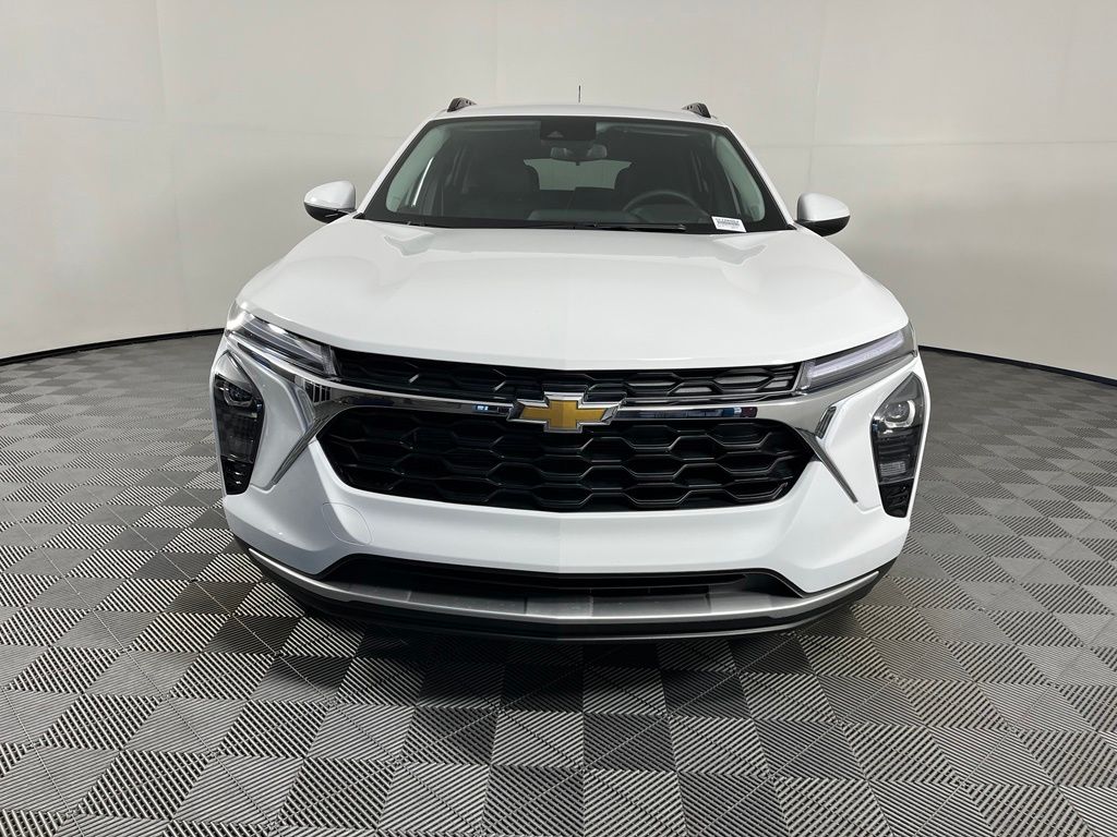 Thumbnail: 2026 Chevrolet Trax - 9