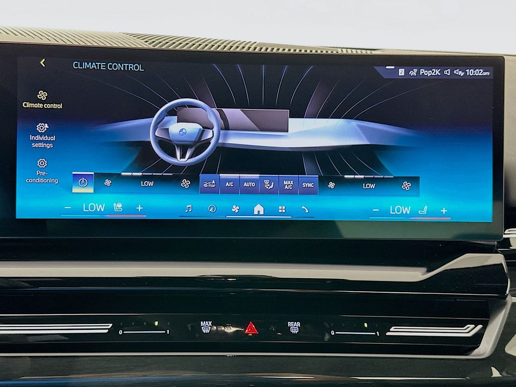 Thumbnail: 2025 BMW 5 Series - 16