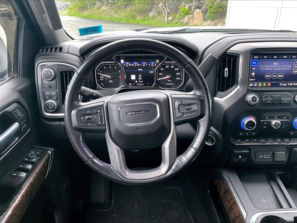 2020 GMC Sierra 1500 — photo 17