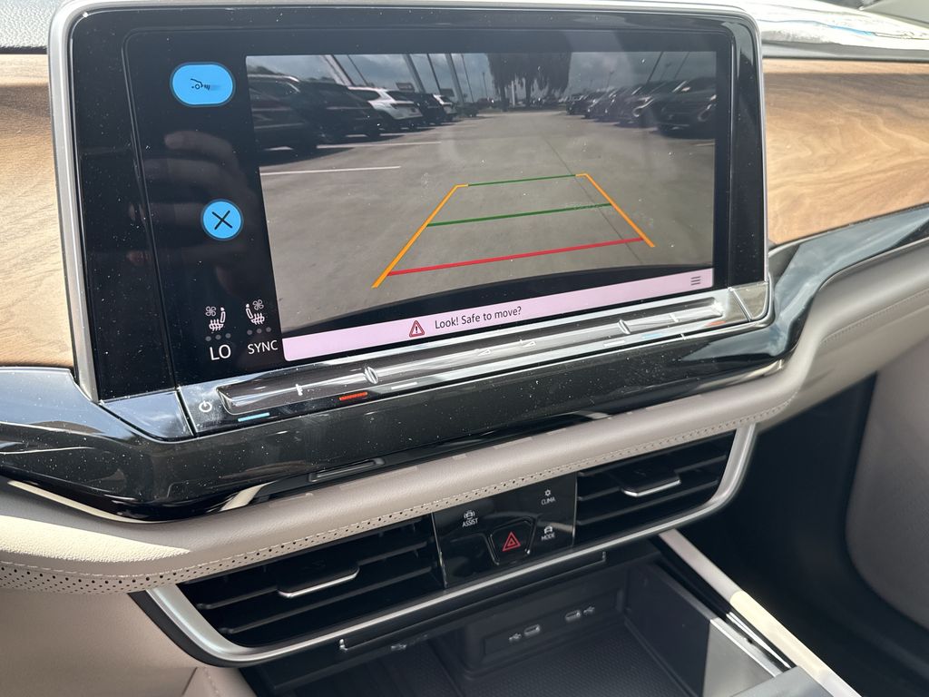 2026 Volkswagen Atlas 2.0T SE Black at DeMontrond Auto Country