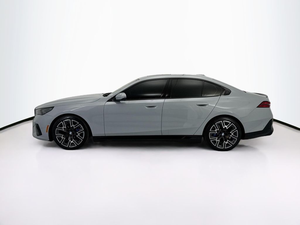 Thumbnail: 2026 BMW i5 - 8