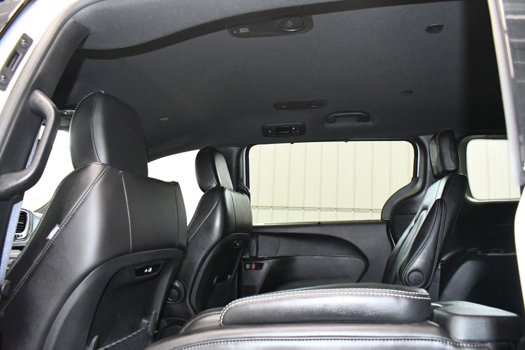 Used 2026 Silver Chrysler Select image 31